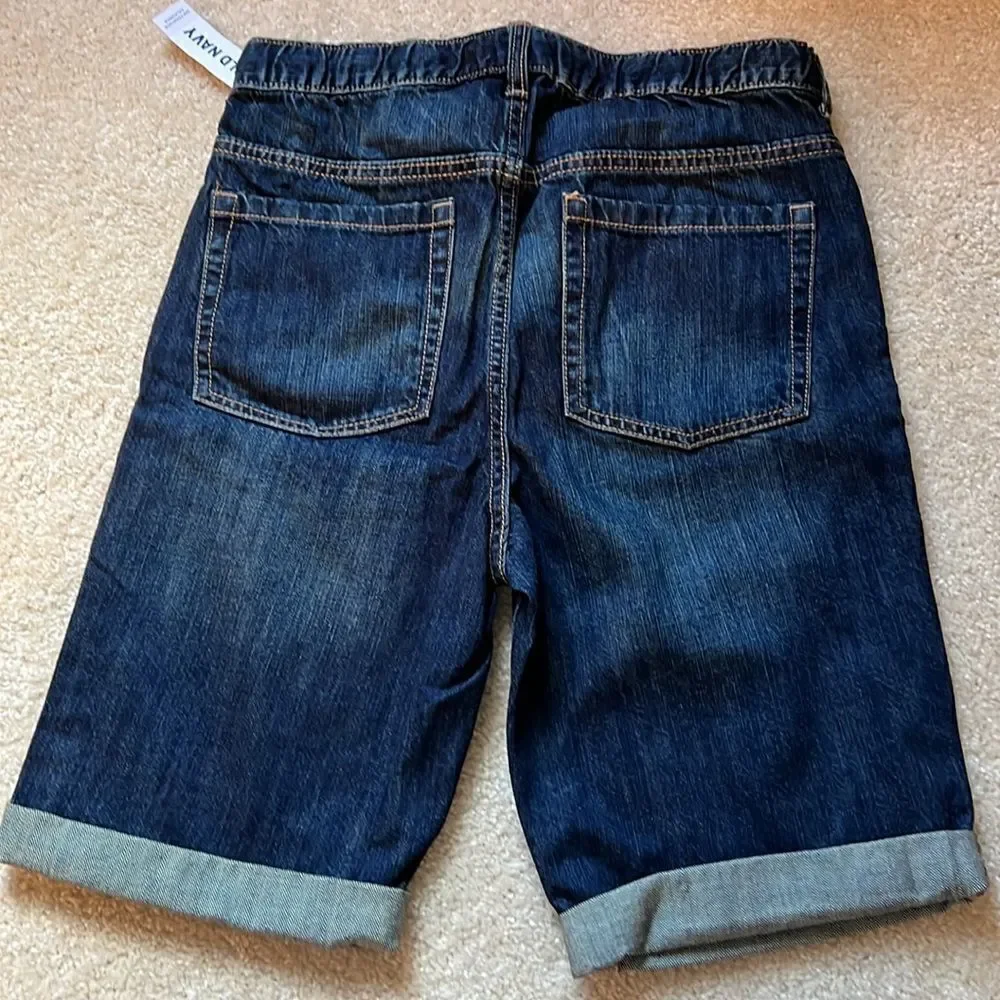 Old Navy cuffed boys size XL (14-16) Jean shorts.